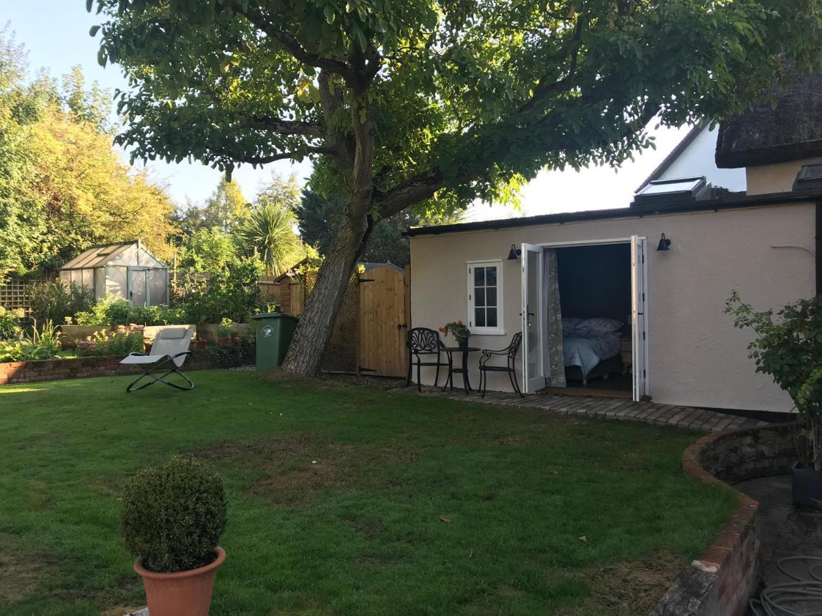 Corner House Luxury Bnb Little Dunmow Exterior photo