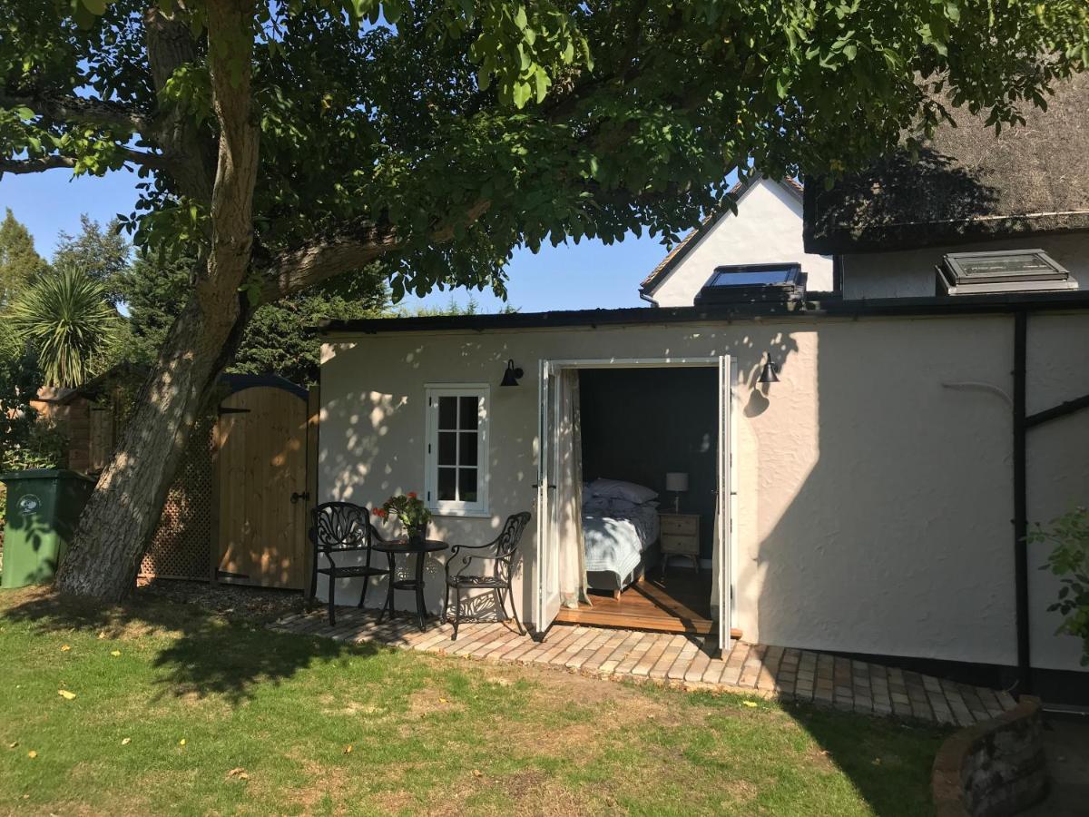 Corner House Luxury Bnb Little Dunmow Exterior photo